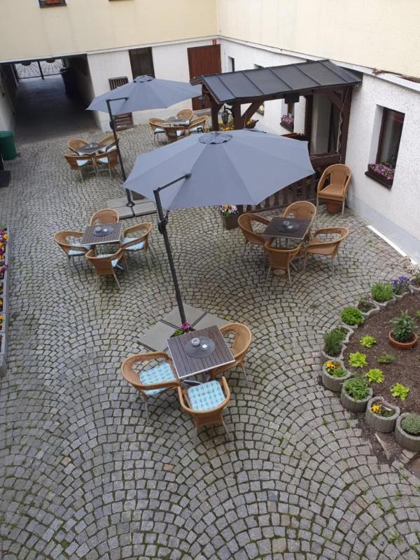 Hotel Goldener Löwe Zeulenroda-Triebes Exteriör bild