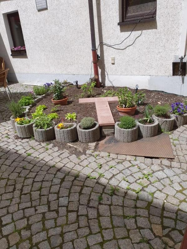 Hotel Goldener Löwe Zeulenroda-Triebes Exteriör bild